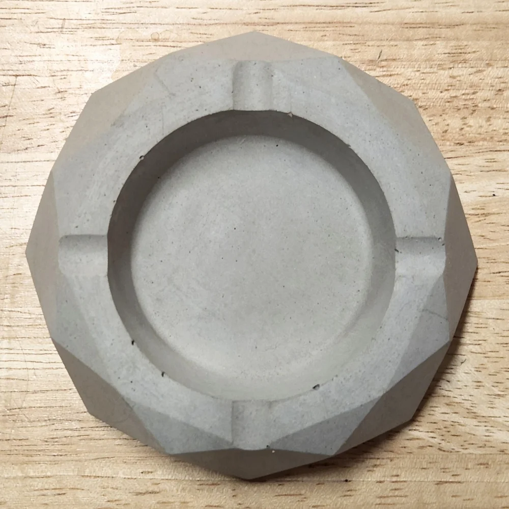 Concrete Ashtray New - Picture 2 of 8